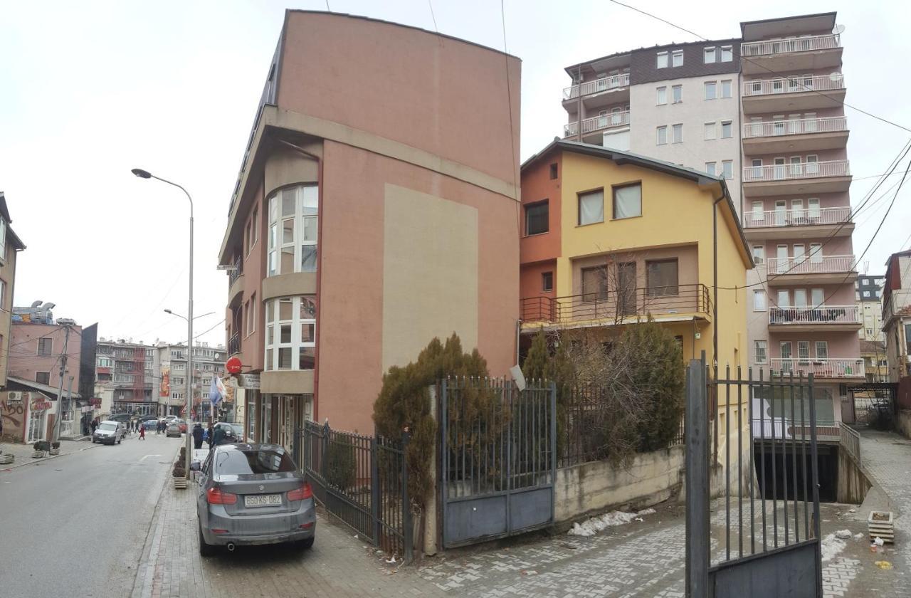 Welcoming In Prishtina Apartment Пристина Екстериор снимка