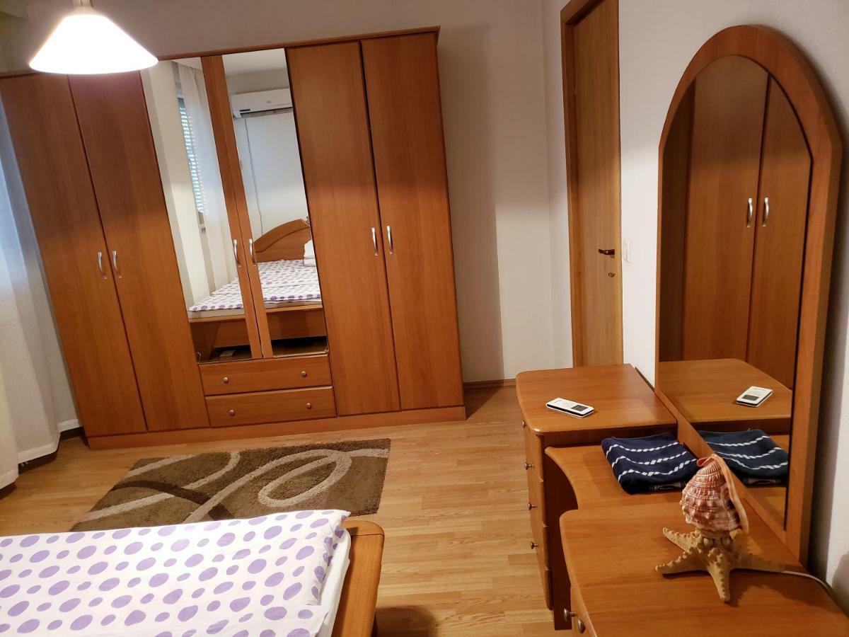Welcoming In Prishtina Apartment Пристина Екстериор снимка